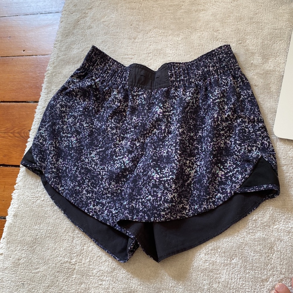 lululemon athletic shorts!